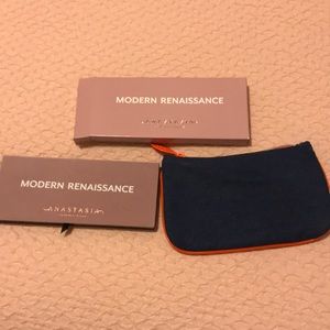 Modern Renaissance Pallet & Ipsy Bag